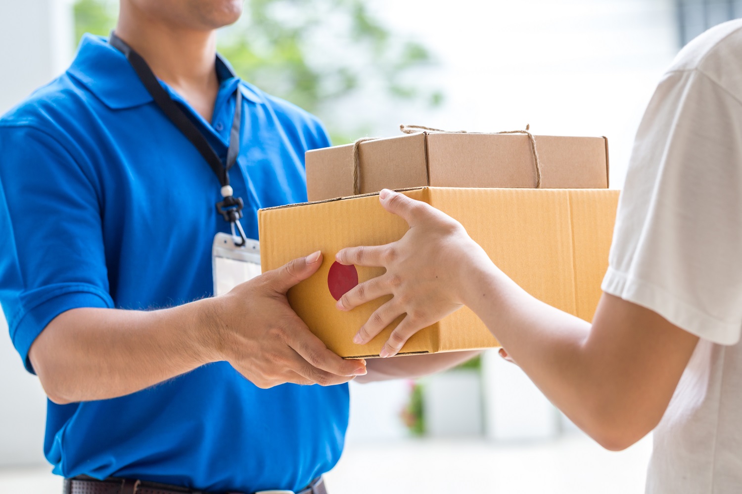 宅配便で荷物の受取り